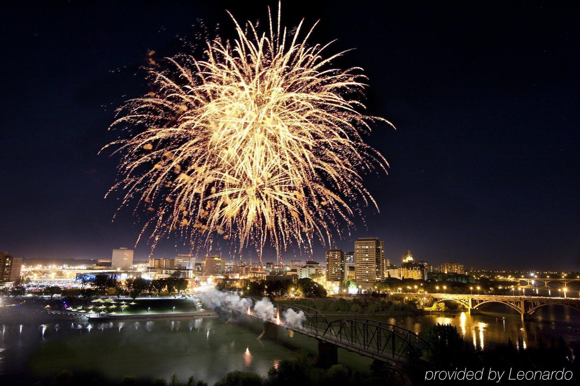 Holiday Inn Saskatoon Downtown By Ihg Екстериор снимка