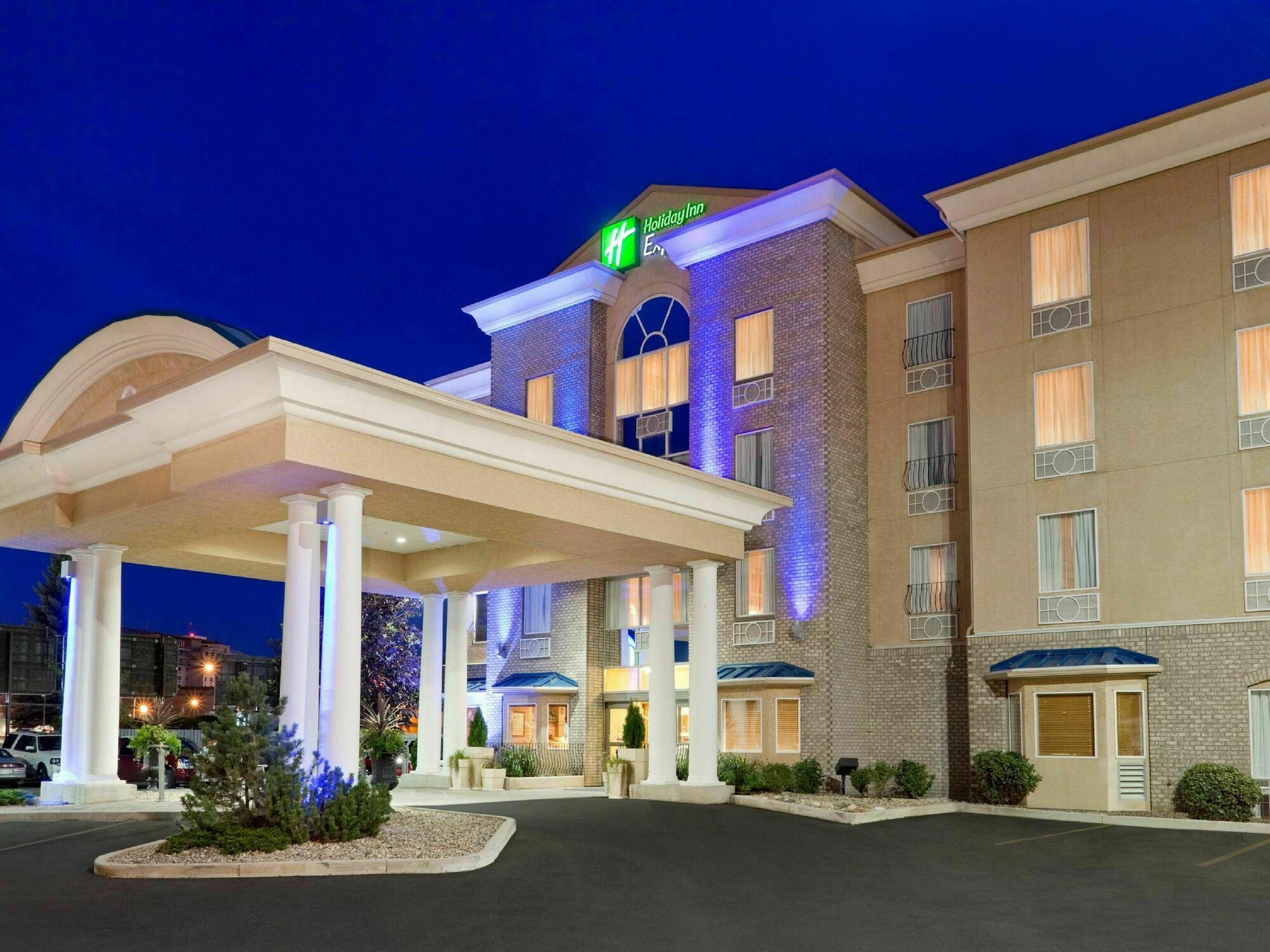 Holiday Inn Saskatoon Downtown By Ihg Екстериор снимка